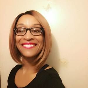 Meet your Posher, Zeola